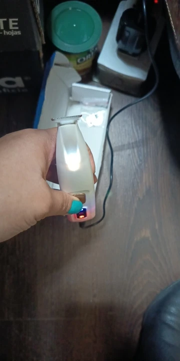דניאל שמיר
