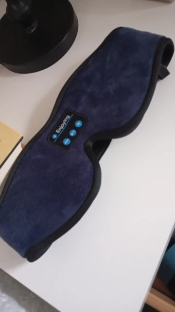 קרין לוי