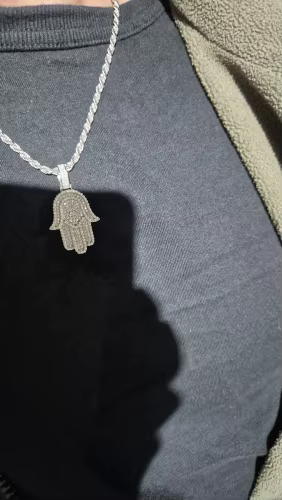 אורי לוי